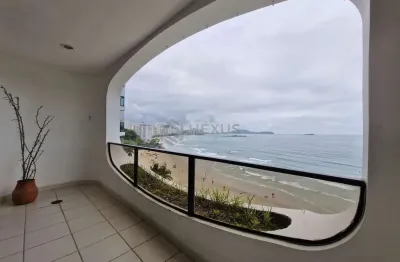 Apartamento frente mar com varanda e vista mar na Praia das Asturias, Guaruja