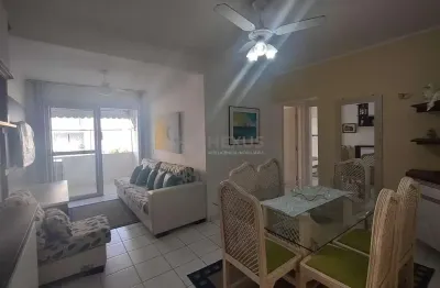 Apartamento com varanda na região do Aquário na Praia da Enseada, Guaruja