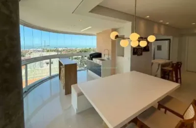 Apartamento reformado com varanda gourmet e lazer na Praia da Enseada, Guaruja