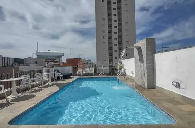Apartamento com varanda e lazer na Praia da Enseada, Guaruja