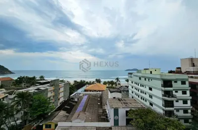 Apartamento com varanda e lazer na beira mar da Praia do Tombo, Guaruja