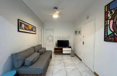 Apartamento reformado com lazer na beira mar da Praia do Tombo, Guaruja