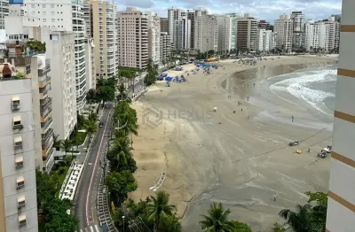 Apartamento frente mar com varanda e lazer na Praia das Asturias, Guaruja
