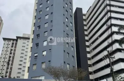 Excelente apartamento com 3 quartos (sendo 1 suíte), semimobiliado no bigorrilho!!!