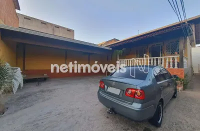 Casa com 3 quartos à venda na Rua Palmares, Laranjeiras, Betim