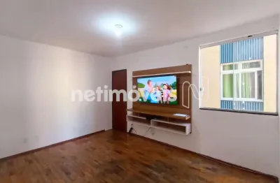 Apartamento com 2 quartos à venda na Rua Mantiqueira, Novo Riacho, Contagem