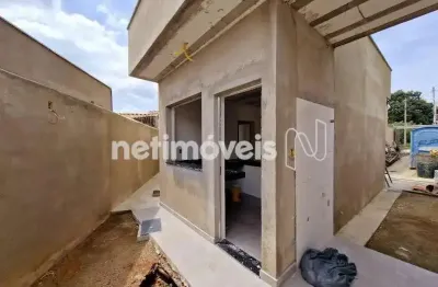 Casa com 2 quartos à venda na Rua das Quaresmeiras, Vila Verde, Betim