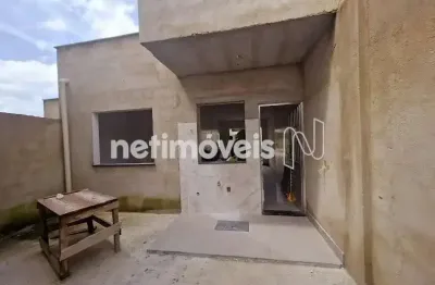 Casa com 2 quartos à venda na Rua das Quaresmeiras, Vila Verde, Betim