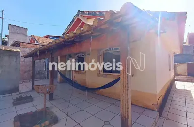 Casa com 3 quartos à venda na Rua dos Coqueiros, Alto das Flores, Betim