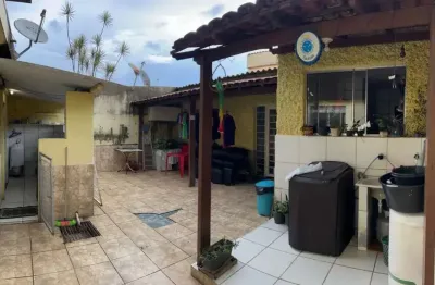 Casa com 3 quartos à venda no Riacho III, Betim 