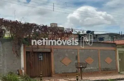 Casa com 2 quartos à venda na Rua Alagoas, Vila Universal, Betim
