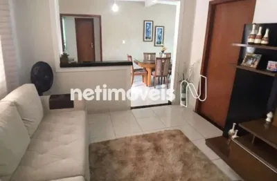 Casa com 3 quartos à venda na Vila Universal, Betim 