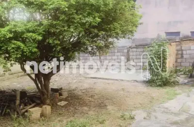 Casa com 3 quartos à venda na Rua Salvaterra, São Luiz, Betim