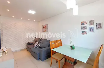 Casa com 2 quartos à venda na Rua Treze, Alto das Flores, Betim