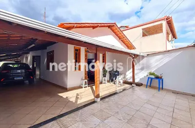 Casa com 3 quartos à venda na Rua Paraná, Espírito Santo, Betim