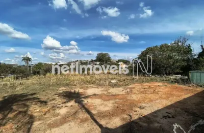 Terreno à venda no Paulo Camilo, Betim 