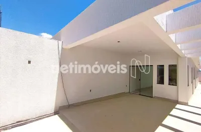Casa com 3 quartos à venda na Avenida Jerusalém, Tiradentes, Betim