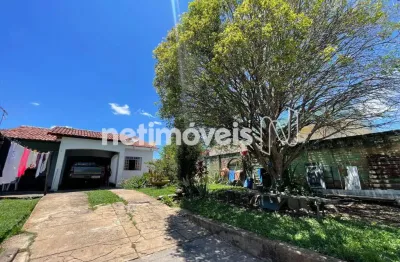 Casa com lote 360m&sup2; disponível para venda no bairro novo horizonte em betim