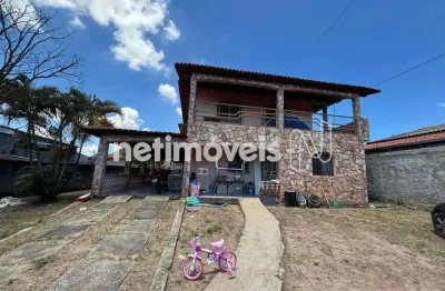 Casa com 3 quartos à venda na Rua Pitangui, Vila Cristina, Betim