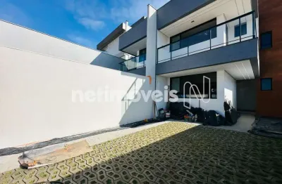 Casa semi inteligente, com três quartose três vagas a venda em Betim