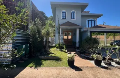 Sobrado no ecoville - negócio de ocasião:  sobrado exclusivo com alto padrão de construção e localização privativa! se você busca morar com total conforto, sofisticação, espaço e privacidade, este sob