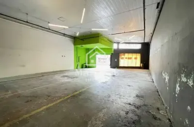 Barracão / Galpão / Depósito à venda na Vila Bertioga, São Paulo 