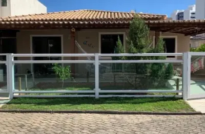 Casa com 3 quartos à venda na Rua Carlos Conceição, 21, Buraquinho, Lauro de Freitas