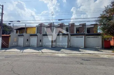 Casa à venda na vila ré com 3 quartos, 1 suíte e 2 vagas de garagem. imóvel com acabamento de alto padrão. próximo a comércios e escolas.