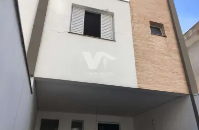 Casa à venda na vila da saúde com 3 suítes e 4 vagas de garagem. imóvel espaçoso com 260m², sala ampla e acabamentos de alto padrão.