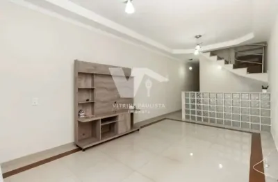 Sobrado à venda na cidade patriarca com 3 quartos, sendo 1 suíte e 2 vagas. imóvel com quintal e uma agradável área com churrasqueira para lazer.