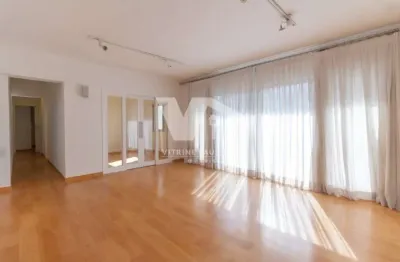 Apartamento à venda em pinheiros com 112m², 2 quartos (1 suíte) com ar condicionado e 1 vaga, perto da estação fradique coutinho.