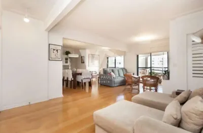 Apartamento à venda na vila madalena com 3 quartos (2 suítes) e 4 vagas de garagem, com 166m², varanda e lazer com piscina, academia e quadra.