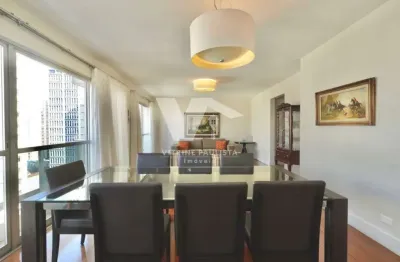 Apartamento à venda em perdizes com 3 quartos (1 suíte) e 2 vagas, 158m², andar alto, reformado, com varanda e lazer com piscina e salão de festas.