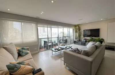Apartamento à venda em perdizes com 4 quartos (1 suíte) e 2 vagas, mobiliado, andar alto, com ar condicionado e perto da futura estação perdizes.