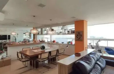 Apartamento à venda em perdizes com 4 quartos (3 suítes) e 4 vagas, mobiliado, lazer com piscina, academia, quadra, churrasqueira e salão de festas.