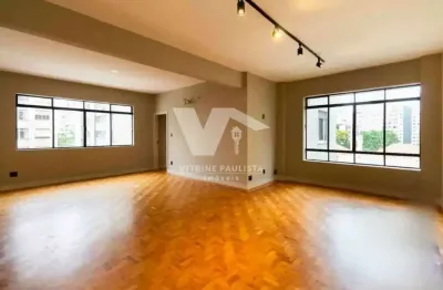 Apartamento em Santa Cecília com 154m², 3 quartos (1 suíte) e 2 vagas. Reformado, cozinha integrada e escritório. Próximo ao Shopping Higienópolis.