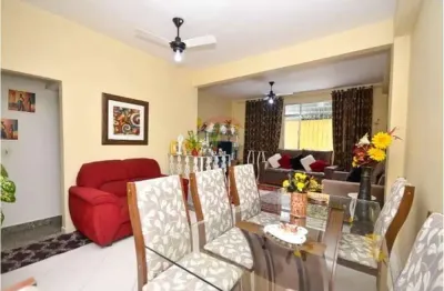 Casa bifamiliar independente - 300 m² - casa principal com 3  quartos sendo 2 suítes no Jardim Carioca -990.000,00