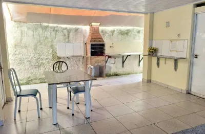 Magnífico apartamento no tauá com 2 quartos em rua residencial