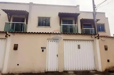 Casa duplex-108m²-3 quartos (1 suíte)-4 banheiros-2 vagas-quintal-630 mil- moneró/rj