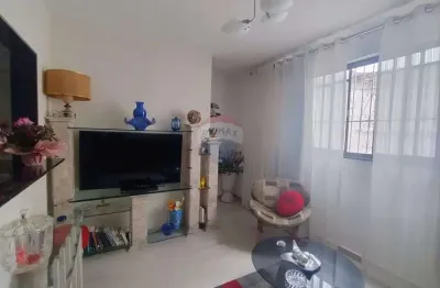 Apartamento aconchegante no  térreo - 2 quartos sendo 1  suíte - 84m² - por 399.000,00