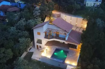 Bela casa, com vista incrível para a represa, em condomínio - mairiporã!