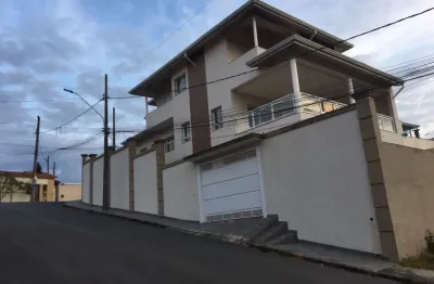 Linda casa a venda com vista para a represa - aceita financiamento!