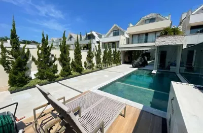 Barra da tijuca | casa triplex 4 quartos, sendo 4 suites
