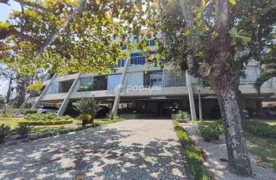 Sala comercial 48m² no blue sky offices – reformada, moderna e com vaga de garagem.