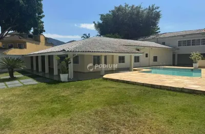 Casa em condomínio fechado com 5 quartos para alugar na Rua Mário Albuquerque, Barra da Tijuca, Rio de Janeiro