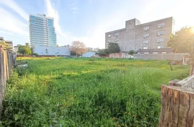 Atenção srs. investidores, área com 1.650m no centro, com vista para o canoas shopping
