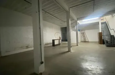 Barracão / Galpão / Depósito à venda na Avenida Getúlio Vargas, 6584, Centro, Canoas