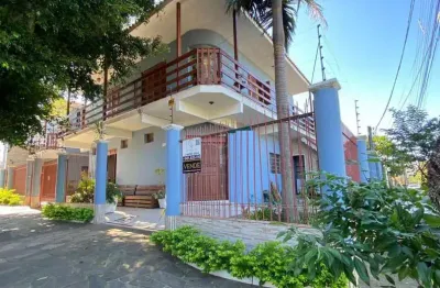 Casa com 3 quartos à venda na Rua Lyra, 183, Moinhos De Vento, Canoas