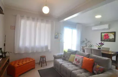 Casa em condomínio fechado, com 3 dormitórios, sendo 1 suíte, moinhos de ventos, canoas.