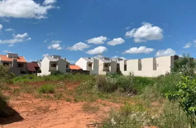 Terreno à venda no São José, Canoas 